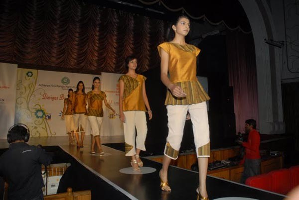 Fashion Show By N.G.Ranga University Students - 9 / 26 photos